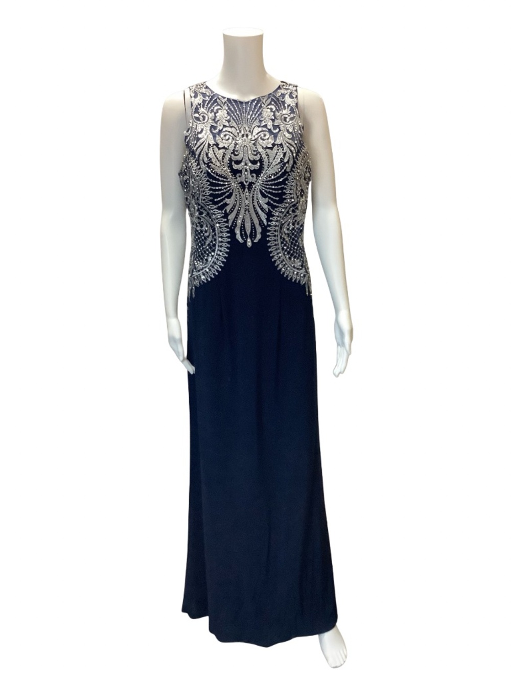 Cachet Embellished Formal Gown Size: 8 / M